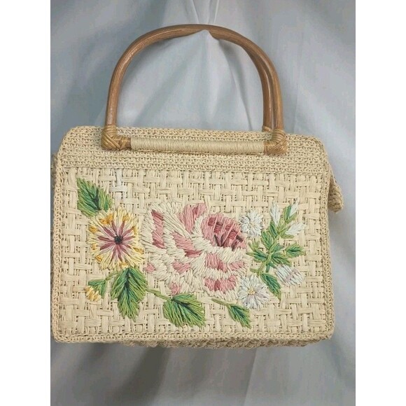 Fossil Tan Embroidered Rattan Straw Purse W/ Wooden Handles Floral Pocketbook - Picture 1 of 11